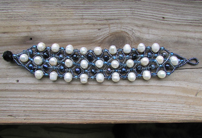 Attraction of Silver Pearls Bracelet – Deara Fashion Accessories