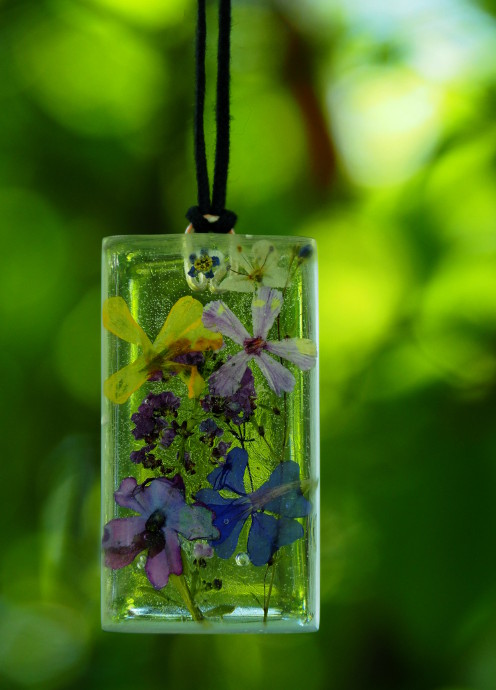 The Simplest Way How to Dry Flowers for Resin - Resin Obsession