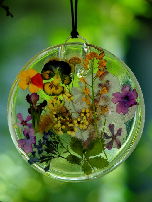 How to Preserve Flowers in Epoxy Resin - Easy DIY Guide – Art 'N Glow